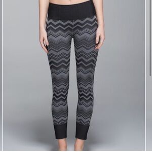 Lululemon Athletica Black Chevron Leggings
